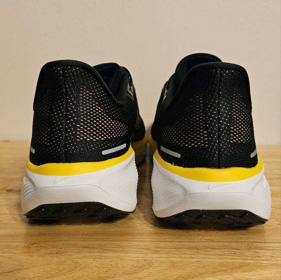 Size 12 Nike Air Zoom Pegasus 41 NFL Pittsburgh Steelers Black Mens FZ5097-001 - Picture 3 of 16